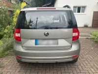 Gebraucht Skoda Yeti 122 PS (89 kW) 2015 Andere farben SUV
