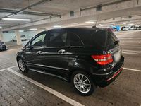 Gebraucht Mercedes B200 140 PS (102 kW) 2006 Schwarz Van / Kleinbus