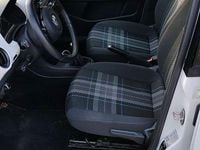 Gebraucht VW up! CLUB 60 PS (44 kW) 2016 Weiß Kleinwagen