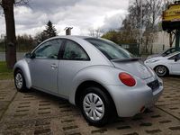 Gebraucht VW New Beetle 75 PS (55 kW) 2002 Reflexsilbermetallic Kleinwagen
