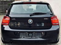 gebraucht BMW 118 i Benzin Sport line LED , TÜV bis 12-24 , Navi, Klima,