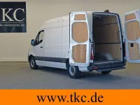 Gebraucht Mercedes Sprinter 170 PS (125 kW) 2023 Mb 9147 arktikweiss Van