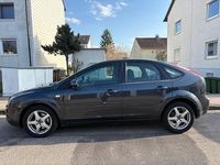 Gebraucht Ford Focus 147 PS (108 kW) 2005 Grau Limousine