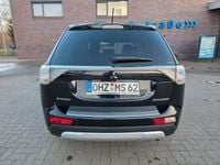 Gebraucht Mitsubishi Outlander 150 PS (110 kW) 2014 Schwarz SUV