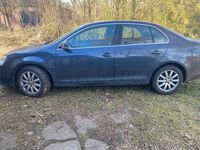 Gebraucht VW Jetta 116 PS (85 kW) 2006 Blau Limousine