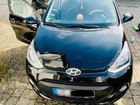 Gebraucht Hyundai i10 87 PS (63 kW) 2017 Schwarz Kleinwagen