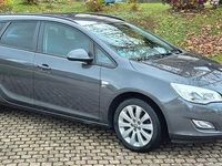 Gebraucht Opel Astra 140 PS (102 kW) 2012 Grau Kombi