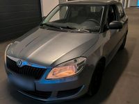 Gebraucht Skoda Fabia 2012 Grau Kleinwagen