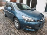 Gebraucht Opel Astra Selection 120 PS (88 kW) 2015 Blau Limousine