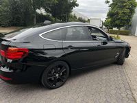 Gebraucht BMW 330 Luxury Line 258 PS (189 kW) 2015 Schwarz Limousine