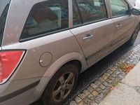 Gebraucht Opel Astra 80 PS (58 kW) 2006 Silber Kombi