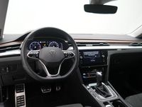 Gebraucht VW Arteon Elegance 150 PS (110 kW) 2023 Weiss / oryxweiss perlmutteffekt (metallic) Kombi