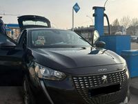 Gebraucht Peugeot 208 Active 100 PS (73 kW) 2022 Schwarz Kleinwagen