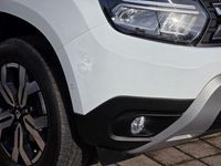 Używany Dacia Duster Prestige 131 KM (96 kW) 2022 Biały SUV