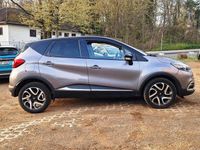 Gebraucht Renault Captur Luxe 120 PS (88 kW) 2016 Grau kng + schwarz gne SUV