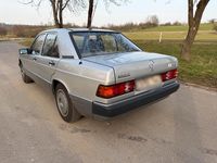 Gebraucht Mercedes 190 109 PS (80 kW) 1991 Silber Limousine