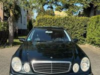 Gebraucht Mercedes E320 204 PS (150 kW) 2004 Schwarz Kombi