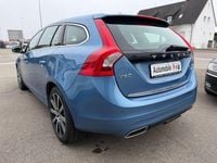 Gebraucht Volvo V60 Summum 215 PS (158 kW) 2015 Blau Kombi