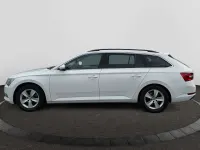 Gebraucht Skoda Superb Ambition 150 PS (110 kW) 2018 Weiß Kombi