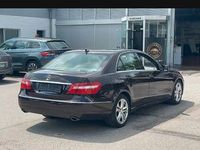 Gebraucht Mercedes E350 Avantgarde 292 PS (214 kW) 2009 Braun Limousine