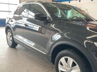 Gebraucht VW T-Roc United 150 PS (110 kW) 2020 Grau SUV