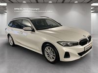 Gebraucht BMW 320 184 PS (135 kW) 2025 Weiß Limousine
