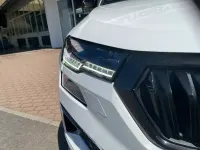 Gebraucht Skoda Karoq SportLine 190 PS (139 kW) 2024 Weiß SUV