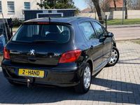 Gebraucht Peugeot 307 109 PS (80 kW) 2008 Schwarz Limousine