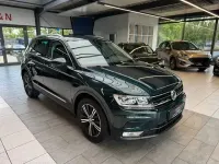 Gebraucht VW Tiguan Sound 180 PS (132 kW) 2017 Grün SUV