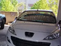 Gebraucht Peugeot 207 CC Allure 111 PS (81 kW) 2012 Weiß Cabrio