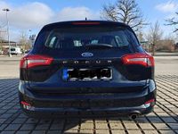 Gebraucht Ford Focus 125 PS (91 kW) 2022 Schwarz Kombi
