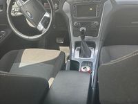 Gebraucht Ford Mondeo 140 PS (102 kW) 2012 Grau Limousine