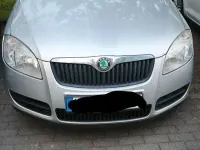 Gebraucht Skoda Fabia Ambiente 69 PS (50 kW) 2008 Silber Limousine