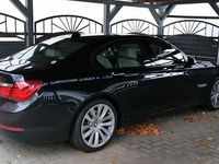 Second-hand BMW 730 258 CP (189 kW) 2013 Negru Berlinǎ