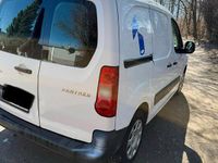 Gebraucht Peugeot Partner 90 PS (66 kW) 2011 Weiß Van / Kleinbus