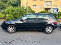 Gebraucht VW Golf IV 104 PS (76 kW) 2003 Schwarz Kleinwagen