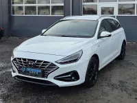 Gebraucht Hyundai i30 Prime 159 PS (116 kW) 2022 Polar white / sol Kombi