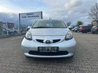 Gebraucht Toyota Aygo Basis 68 PS (50 kW) 2008 Silber Kleinwagen
