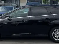 Gebraucht Ford Focus Cool & Connect 125 PS (91 kW) 2018 Schwarz Kombi