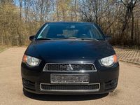 Gebraucht Mitsubishi Colt Top 95 PS (69 kW) 2010 Schwarz Kleinwagen