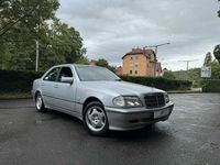 Gebraucht Mercedes C180 122 PS (89 kW) 1999 Silber Limousine