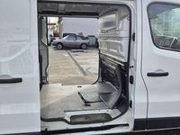 Gebraucht Renault Trafic Komfort 145 PS (106 kW) 2021 Schnie weiß Van / Kleinbus