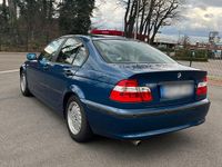 Gebraucht BMW 316 115 PS (84 kW) 2002 Blau Limousine