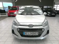 Gebraucht Hyundai i10 Classic 67 PS (49 kW) 2019 Silber Kleinwagen