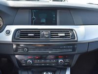 Gebraucht BMW 530 Sport Line 245 PS (180 kW) 2011 Blau Kombi