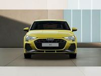 Gebraucht Audi A3 S-Line 116 PS (85 kW) 2024 Gelb (pythongelb metallic) Limousine