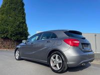 Gebraucht Mercedes A200 156 PS (114 kW) 2015 Grau Limousine
