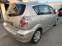 Gebraucht Toyota Corolla Verso 129 PS (94 kW) 2005 Silber Van / Kleinbus