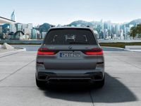 Gebraucht BMW X7 M Sport 381 PS (280 kW) 2023 Saphirschwarmetallic SUV