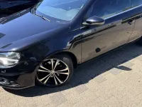 Gebraucht VW Eos Exclusive 140 PS (102 kW) 2013 Schwarz Cabrio